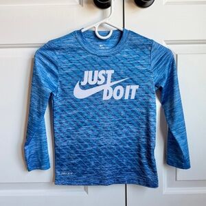 Like new! Boys Nike dri fit shirt